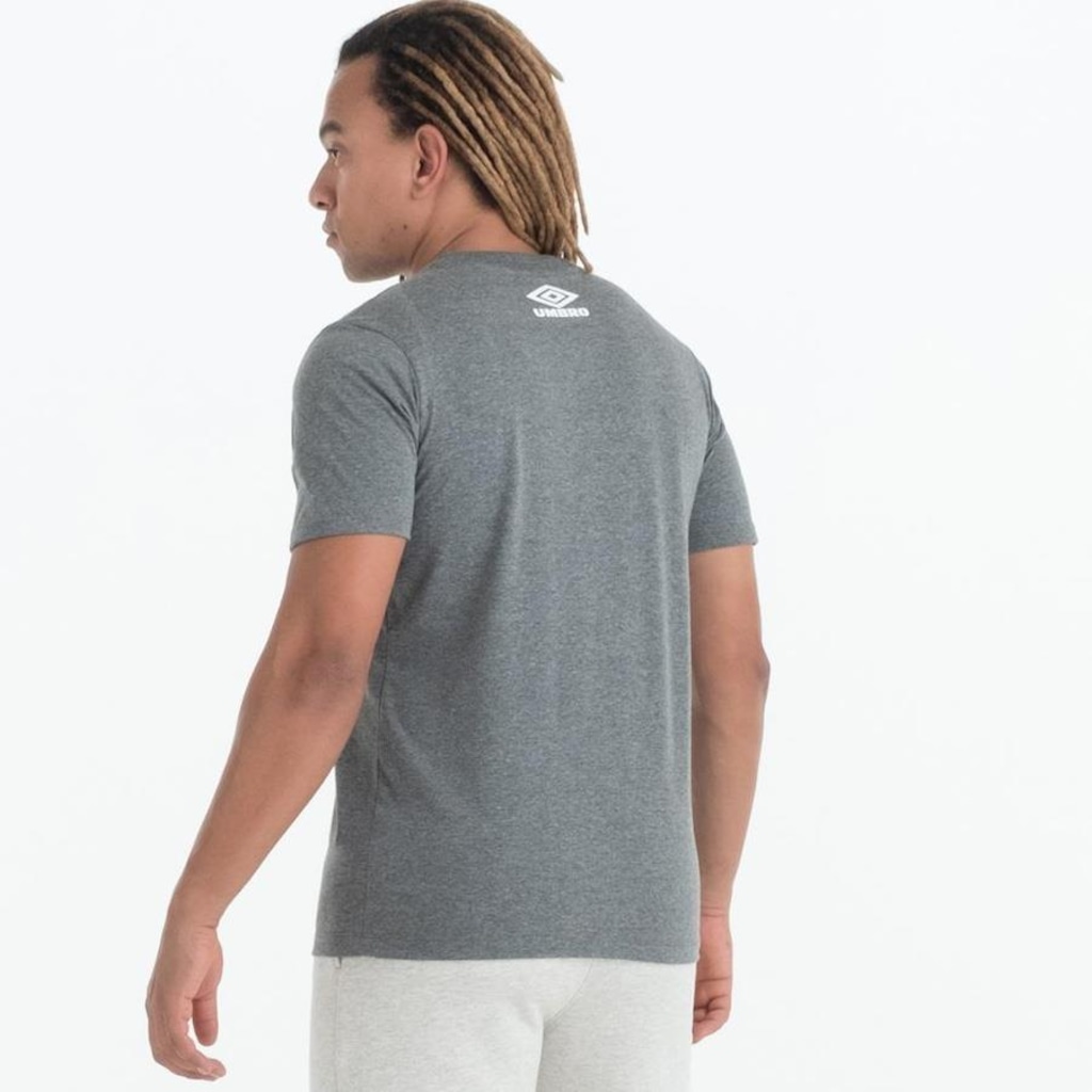 Imagem 4 do produto Camiseta Umbro Trio Diamond - Masculina