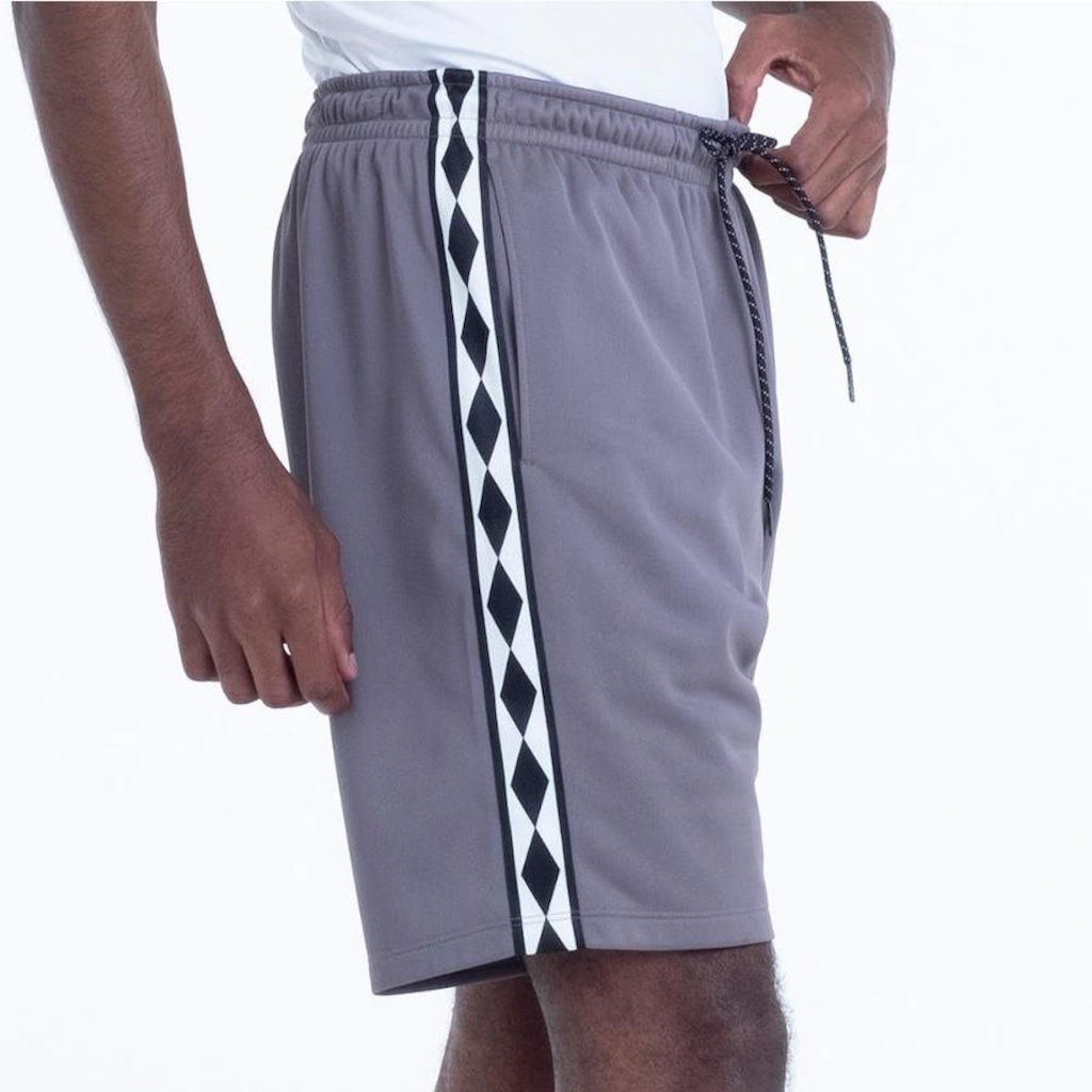 Imagem 3 do produto Bermuda Umbro Tape Legacy - Masculina