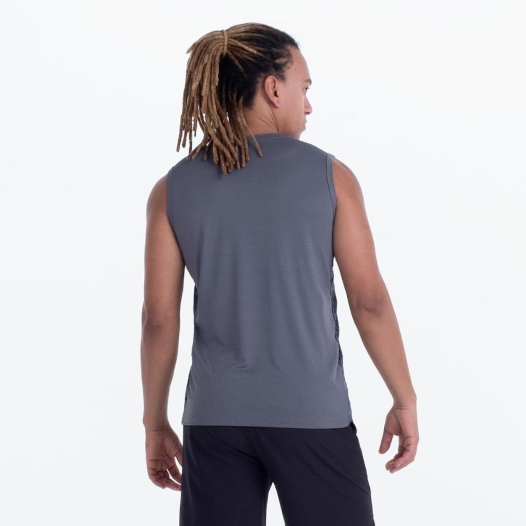 Imagem 4 do produto Camiseta Regata Umbro Dynamic - Masculina