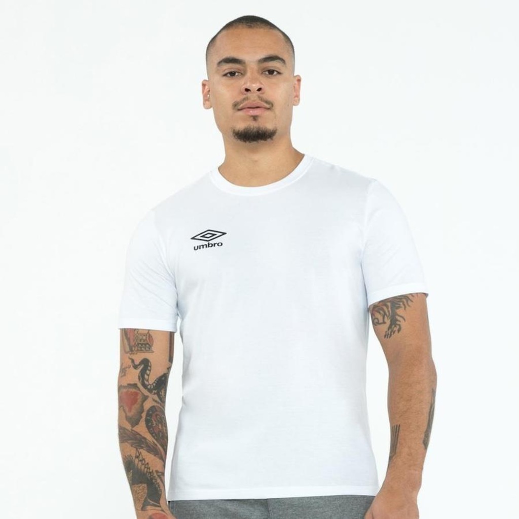 Imagem 3 do produto Camiseta Umbro Essential - Masculina