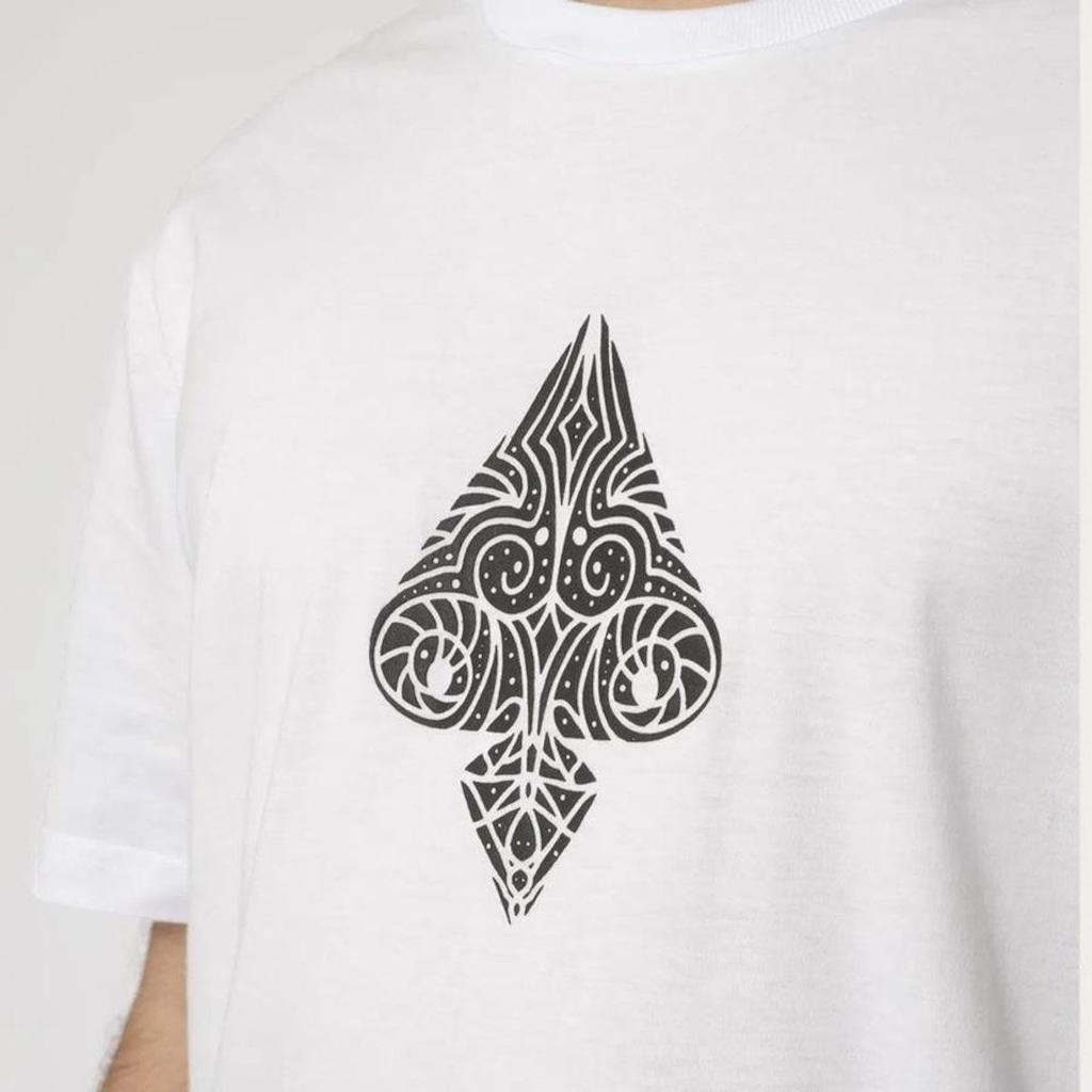Imagem 2 do produto Camiseta Mcd Espada Ornamentos - Masculina