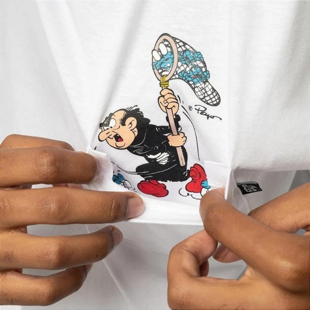 Imagem 4 do produto Camiseta Lost Smurfs Hunting - Masculina