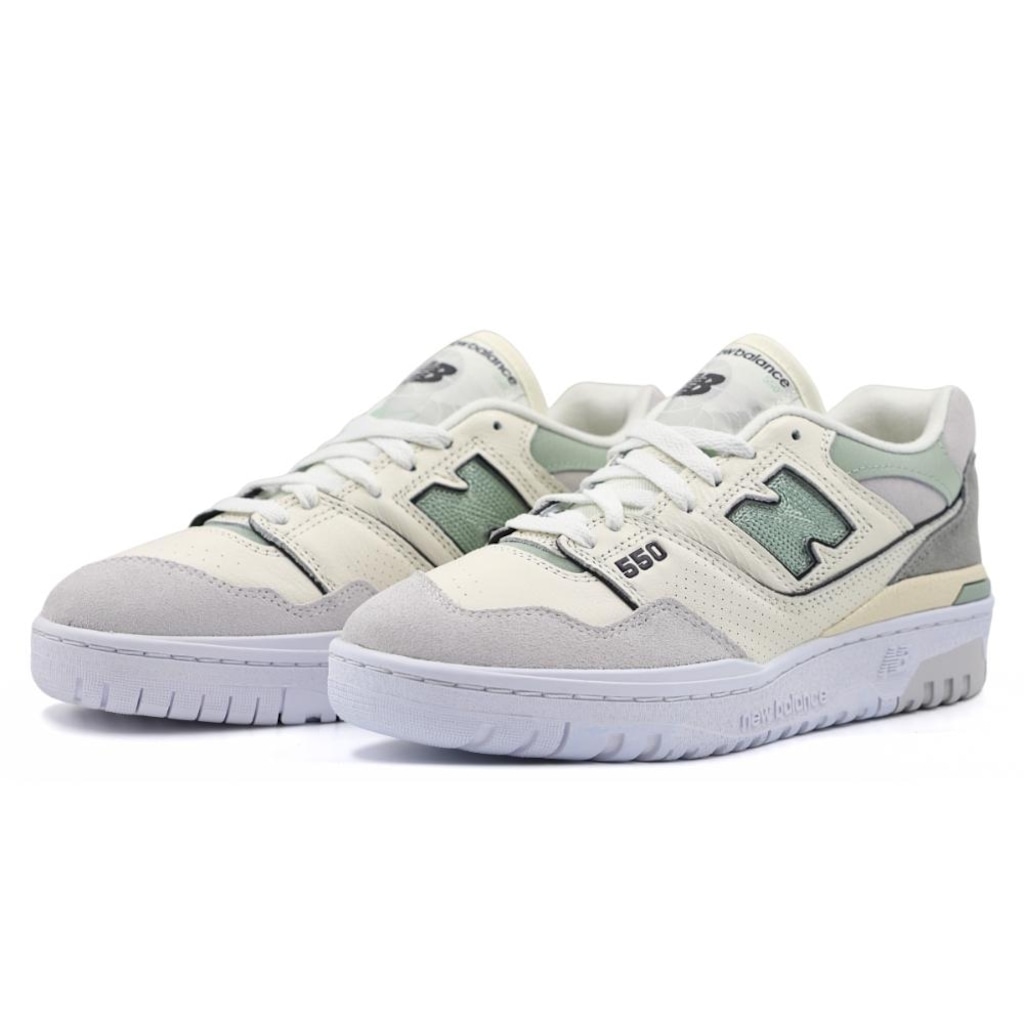 Imagem 3 do produto Tênis New Balance 550 - Feminino