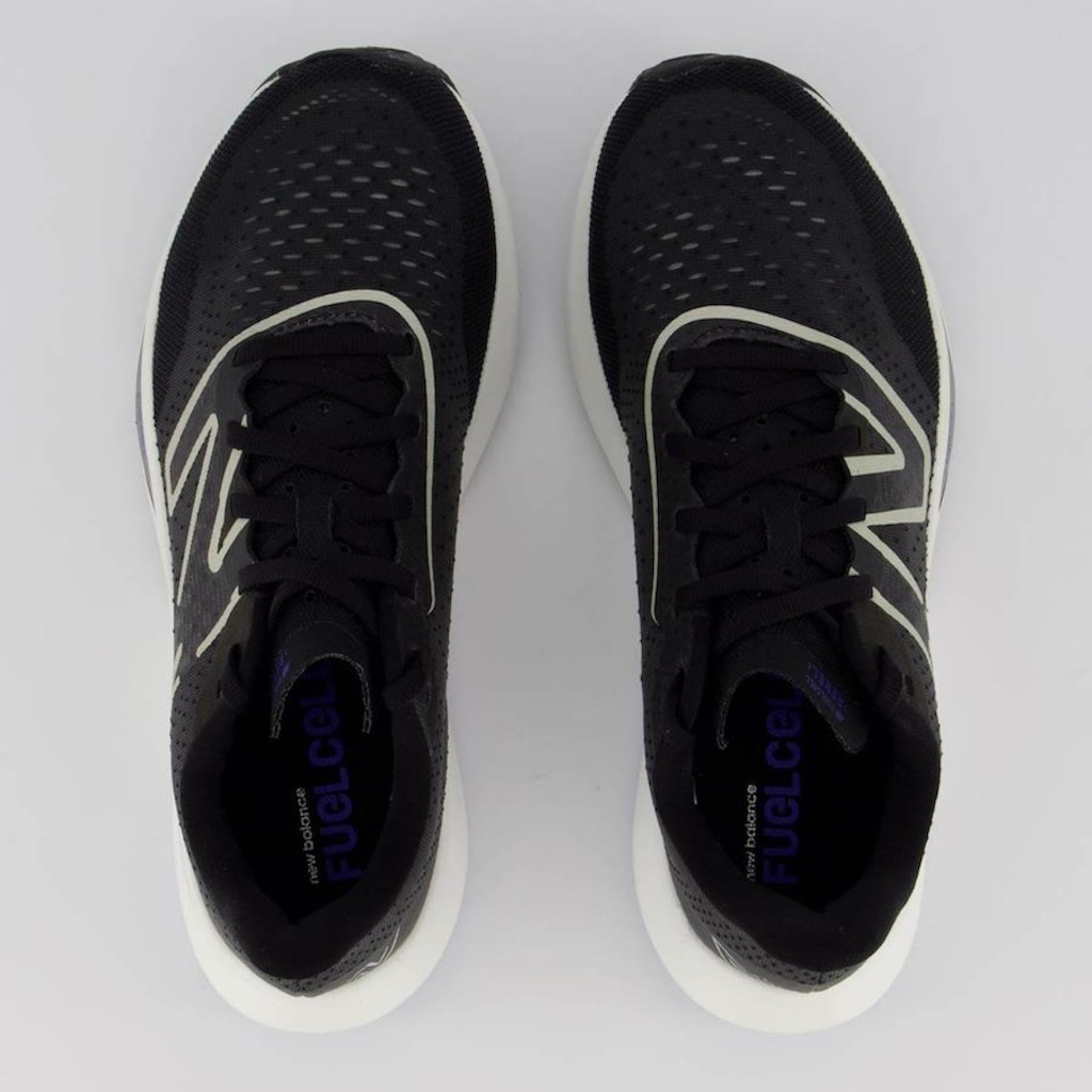 Imagem 4 do produto Tênis New Balance Fuelcell Rebel V3 - Feminino