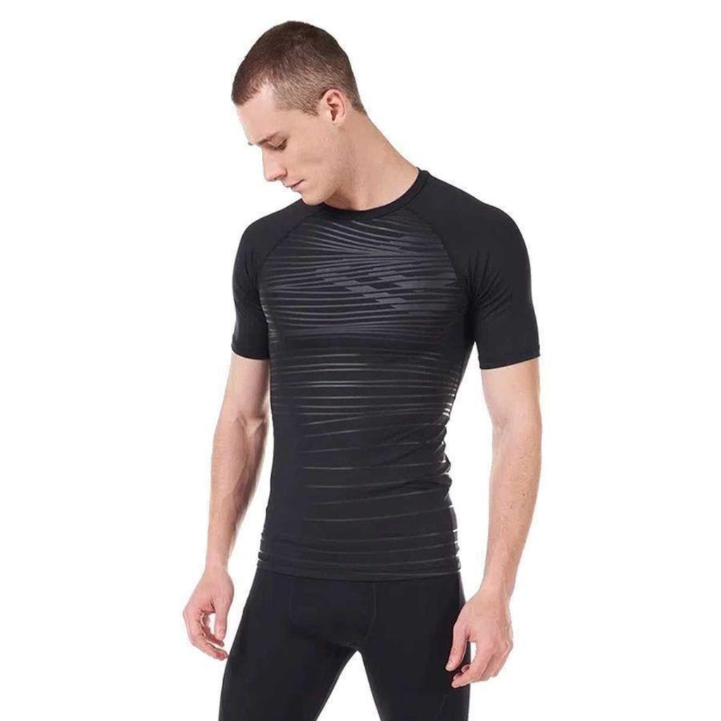 Imagem 3 do produto Camiseta Térmica Umbro Diamond Pro - Masculina