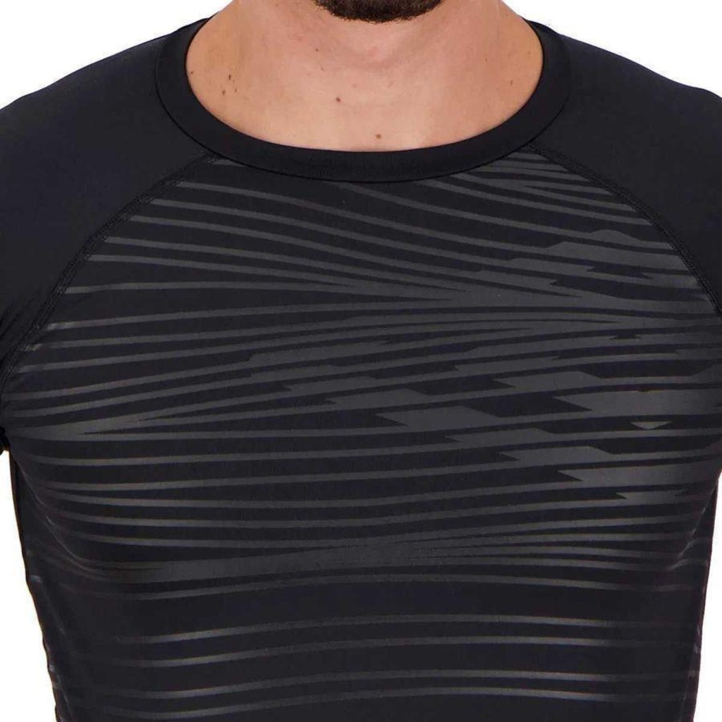 Imagem 4 do produto Camiseta Térmica Umbro Diamond Pro - Masculina