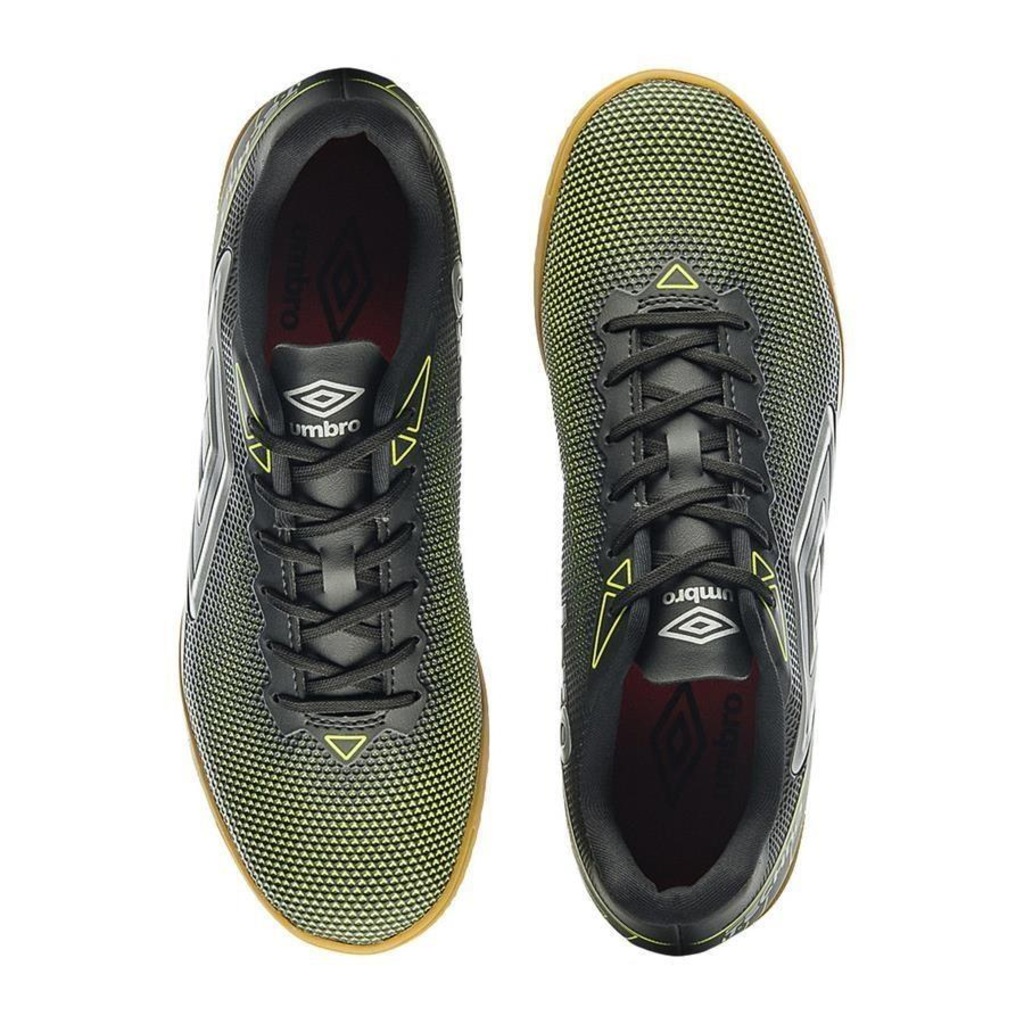 Imagem 4 do produto Kit Chuteira Futsal Umbro Techno + Meião - Adulto