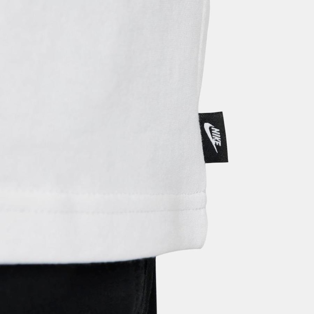 Imagem 5 do produto Camiseta Nike Sportswear Premium Essentials - Masculina