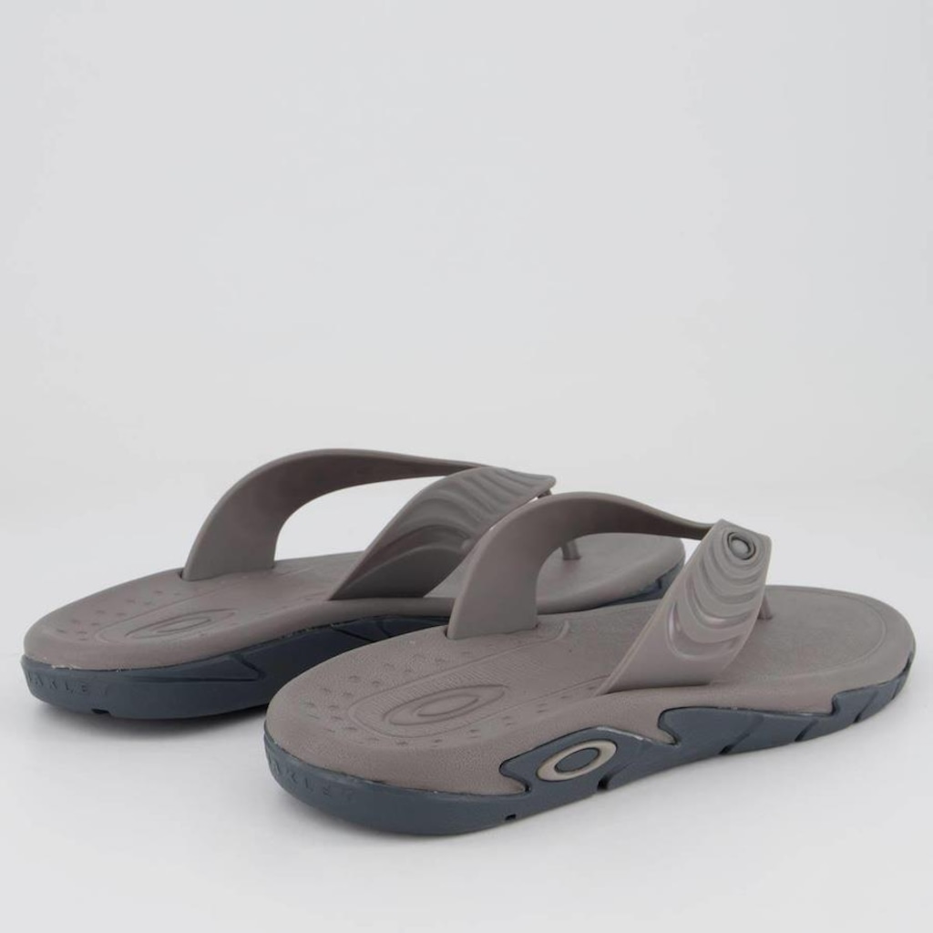 Imagem 4 do produto Chinelo Oakley Crowd Masculino
