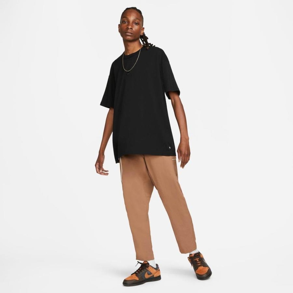 Imagem 4 do produto Camiseta Nike Sportswear Premium Essentials - Masculina