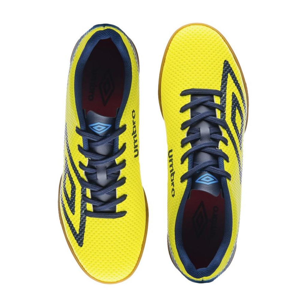 Imagem 4 do produto Kit Chuteira Futsal Umbro Force + Meia - Adulto