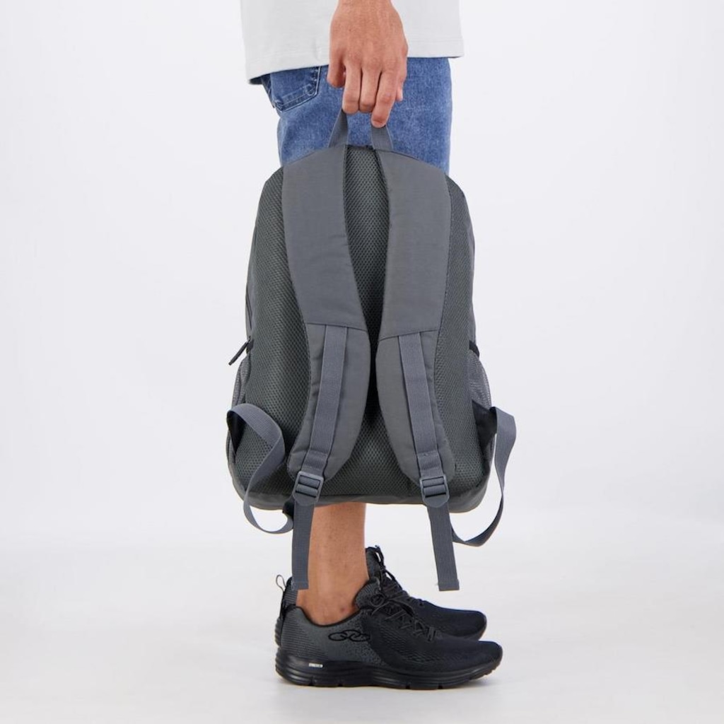 Imagem 2 do produto Mochila Olympikus Essential - 19 Litros
