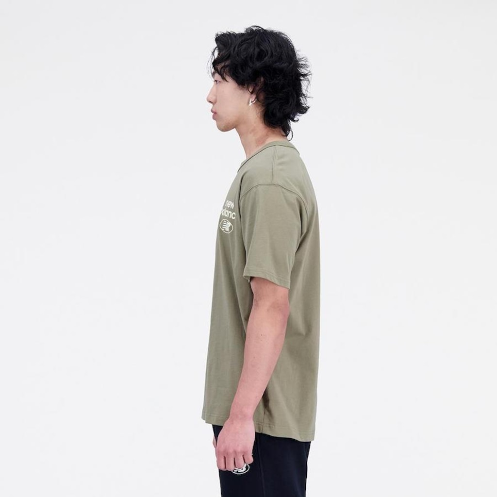 Imagem 3 do produto Camiseta New Balance Essentials Logo - Masculina