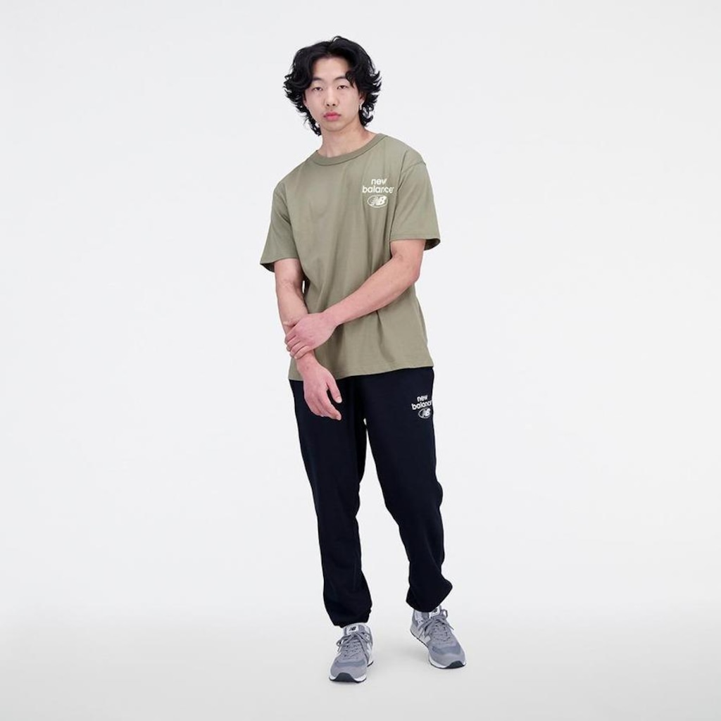 Imagem 4 do produto Camiseta New Balance Essentials Logo - Masculina