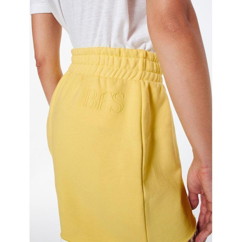 Imagem 3 do produto Shorts de Moletom Bodyforsure Tomorrow - Feminino