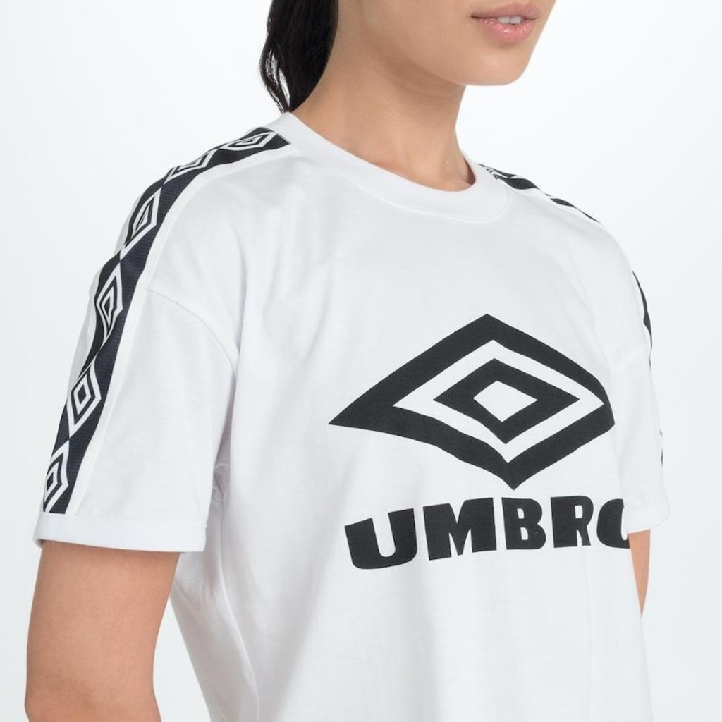 Imagem 2 do produto Camiseta Umbro Traditional Diamond Large - Feminina