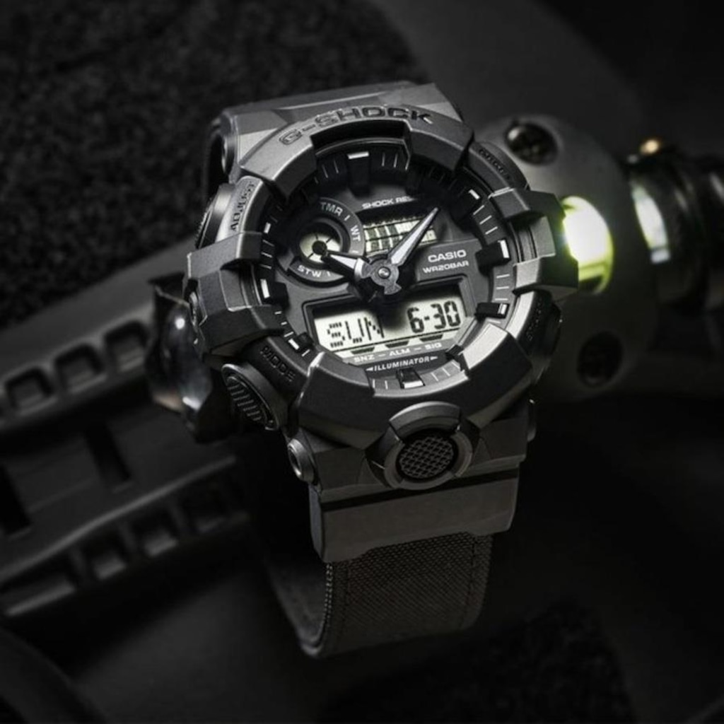 Imagem 2 do produto Relógio Casio G-Shock Ga-700Bce-1Adr Pulseira em Cordura