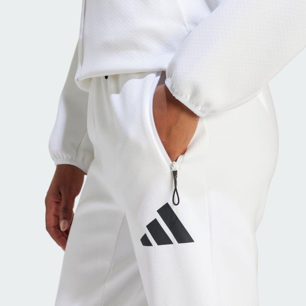 Imagem 4 do produto Calça adidas Z.N.E. - Feminina