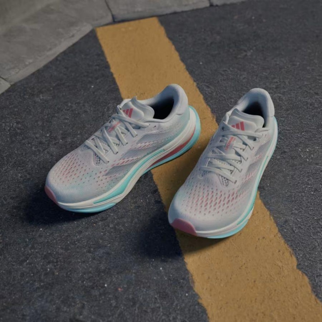 Imagem 3 do produto Tênis adidas Super Nova Feminino