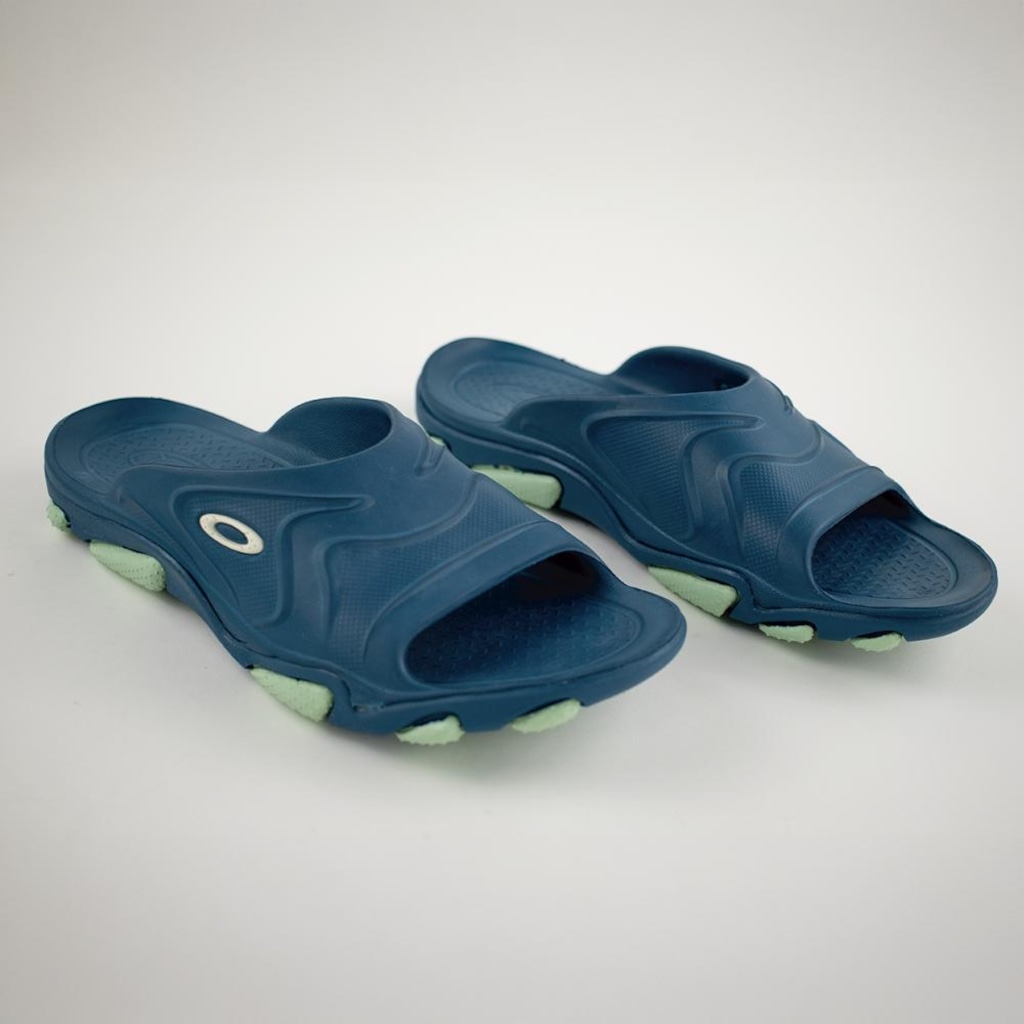 Imagem 2 do produto Chinelo Oakley Titan Slide Original Masculino