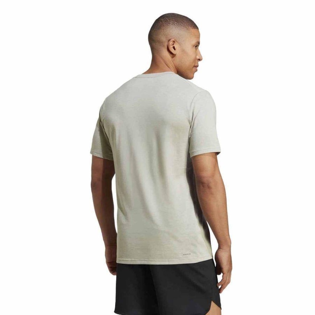 Imagem 3 do produto Camiseta adidas Essentials Logo - Masculina