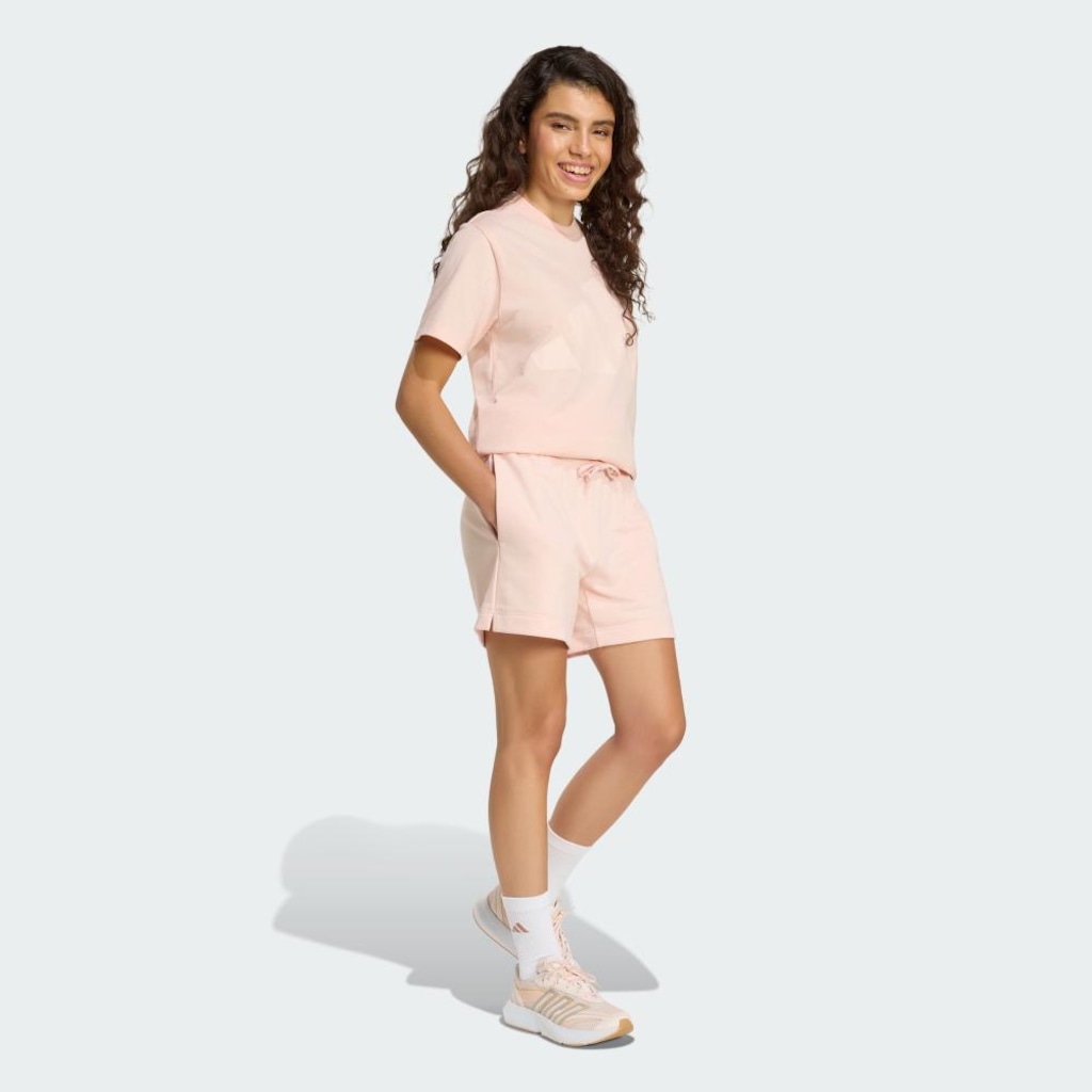 Imagem 4 do produto Camiseta adidas Essentials Big Logo - Feminina