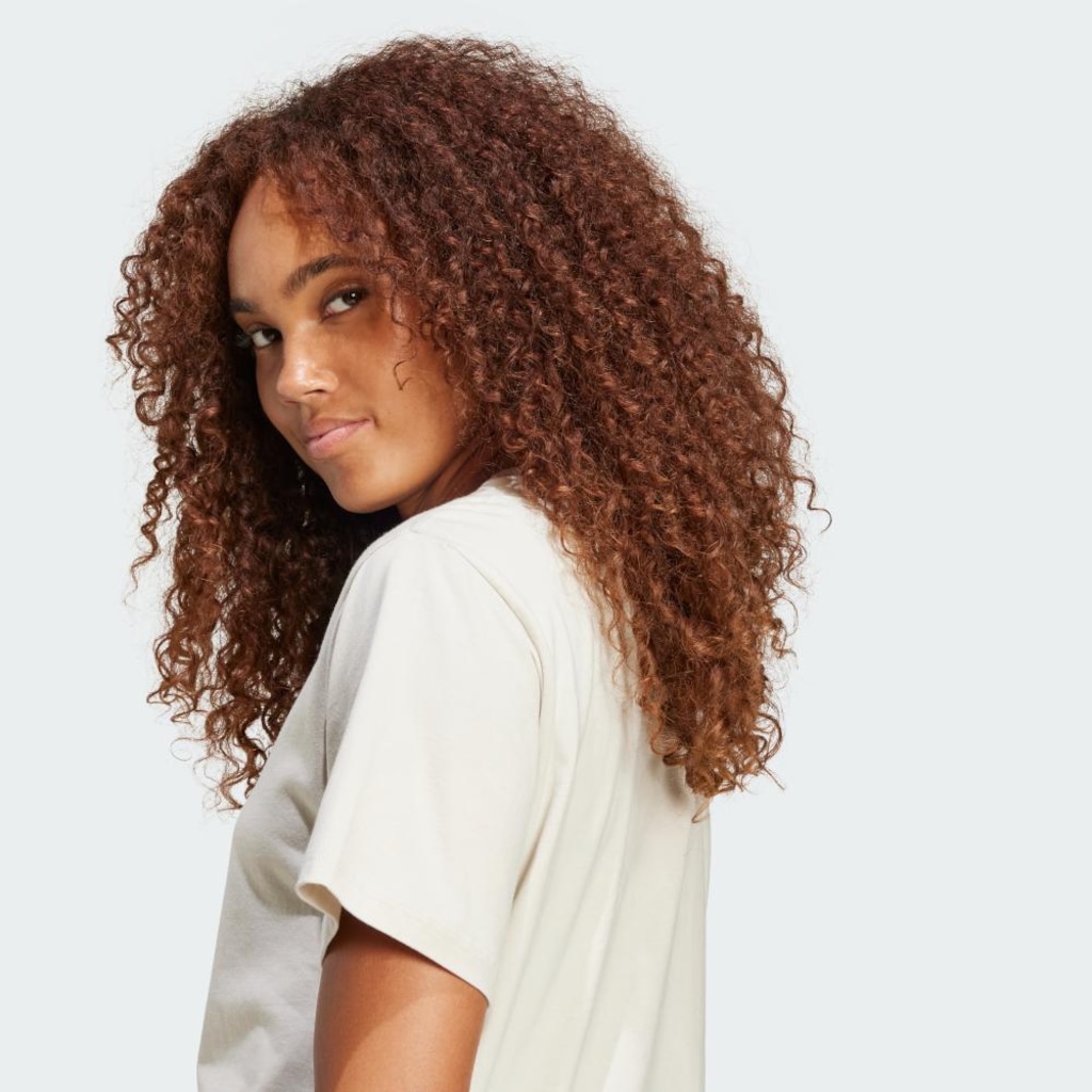 Imagem 5 do produto Camiseta adidas Essentials Small Logo - Feminina