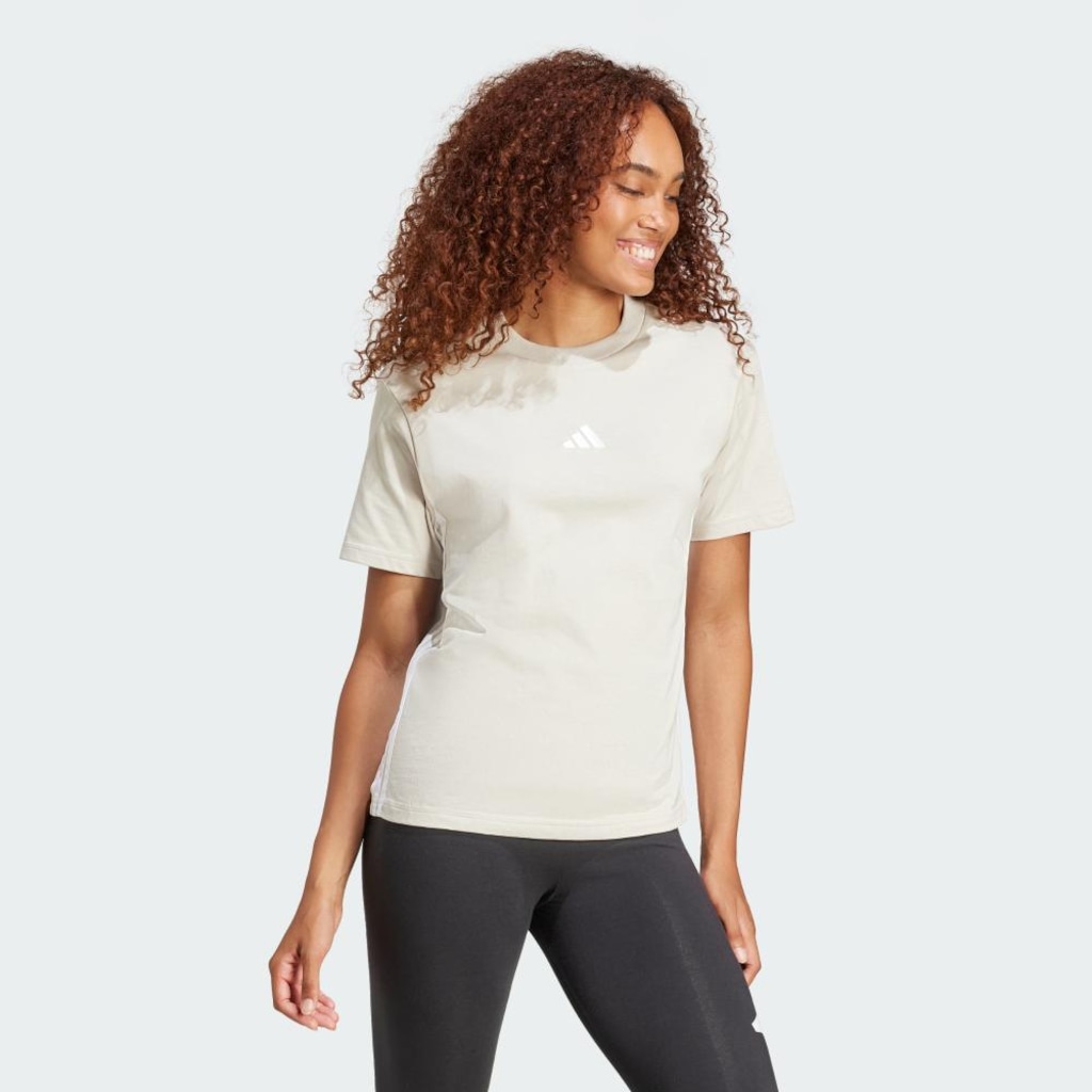 Imagem 4 do produto Camiseta adidas Essentials Três Listras - Feminina