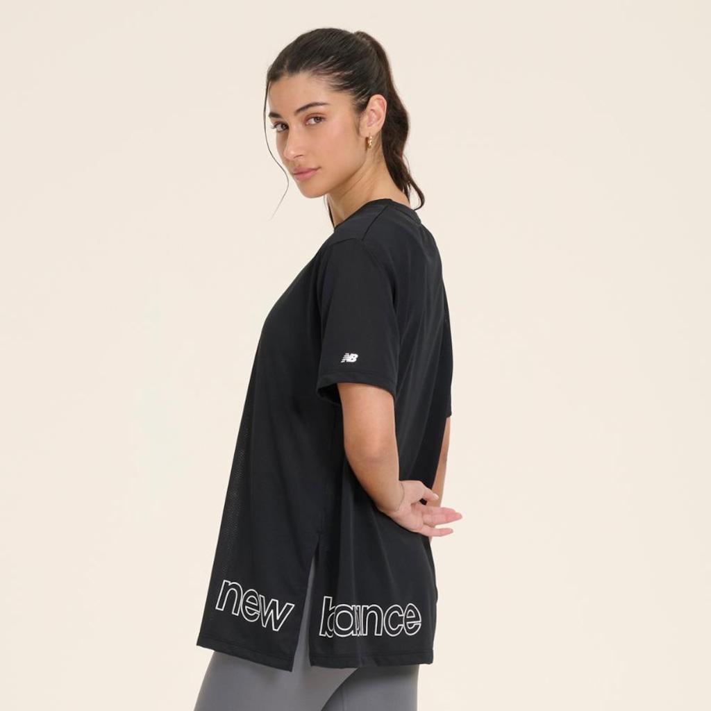 Imagem 3 do produto Camiseta New Balance Sport Essentials Graphic - Feminina