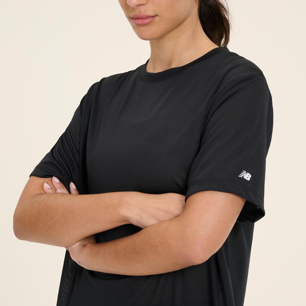 Imagem 4 do produto Camiseta New Balance Sport Essentials Graphic - Feminina