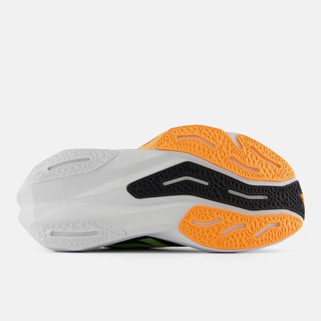 Imagem 5 do produto Tênis New Balance Fuelcell Rebel V4 - Feminino