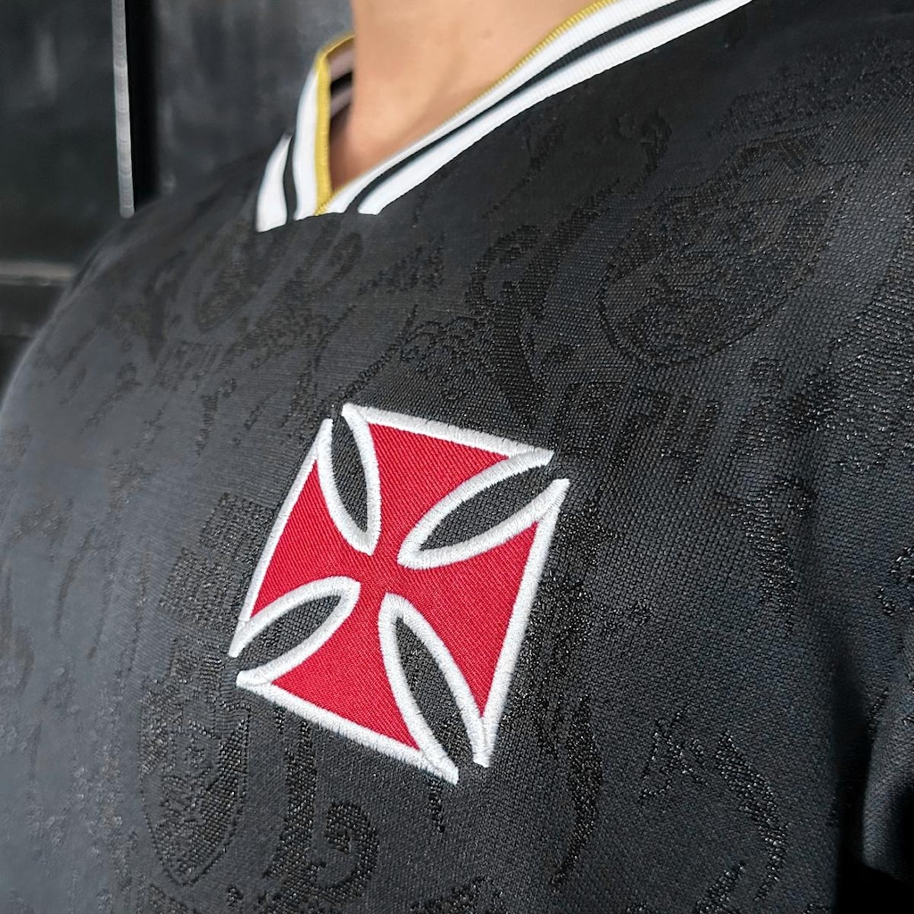 Imagem 3 do produto Camisa da Vasco da Gama Retrô Jacquard 1974 Dark RetrôMania - Masculina