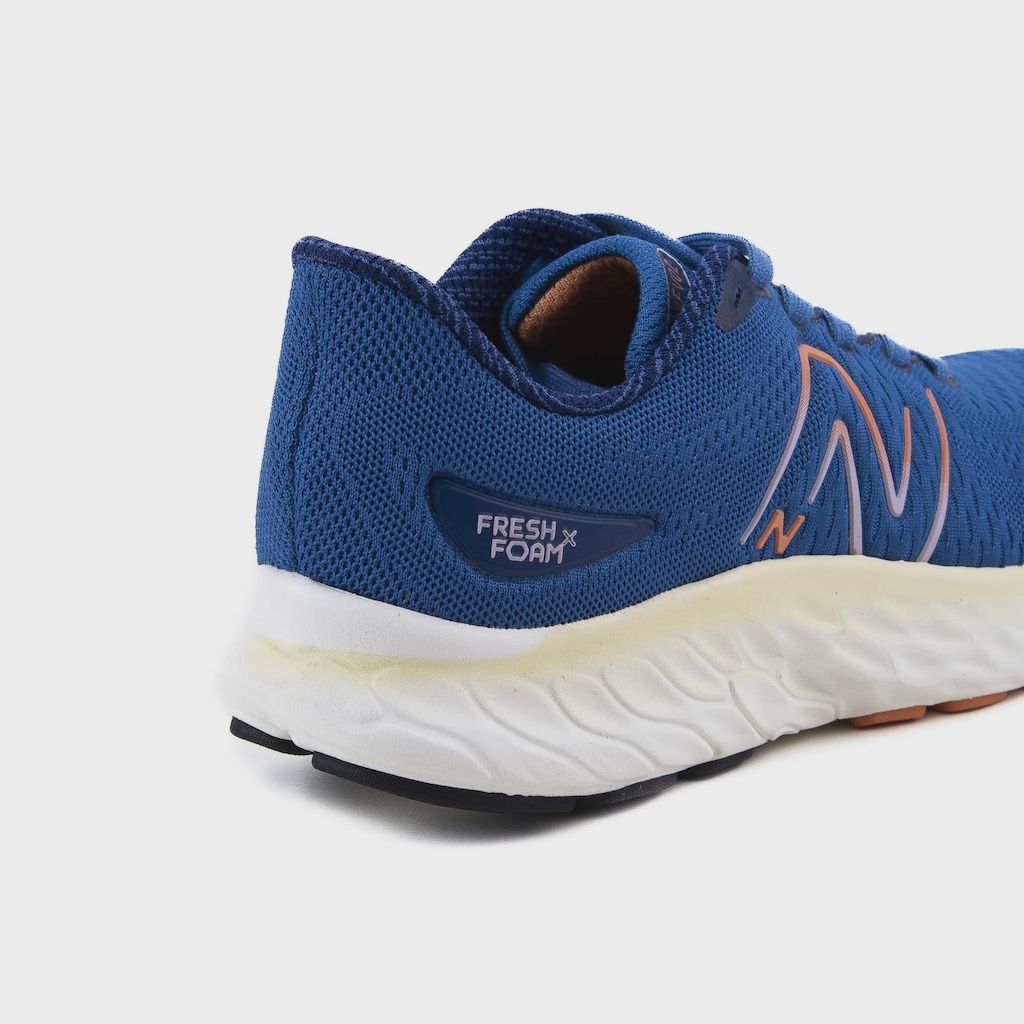 Imagem 4 do produto Tênis New Balance Fresh Foam X Evoz V3 - Feminino