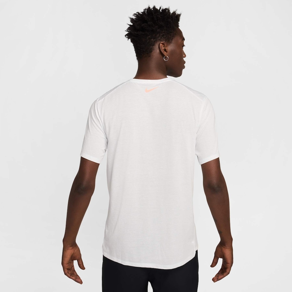 Imagem 2 do produto Camiseta Nike Dri-FIT Run Energy - Masculina