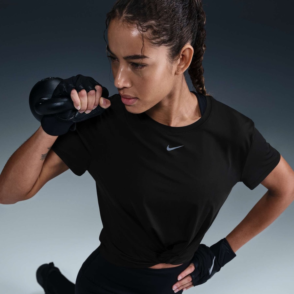 Imagem 3 do produto Camiseta Nike One Classic Cropped - Feminina