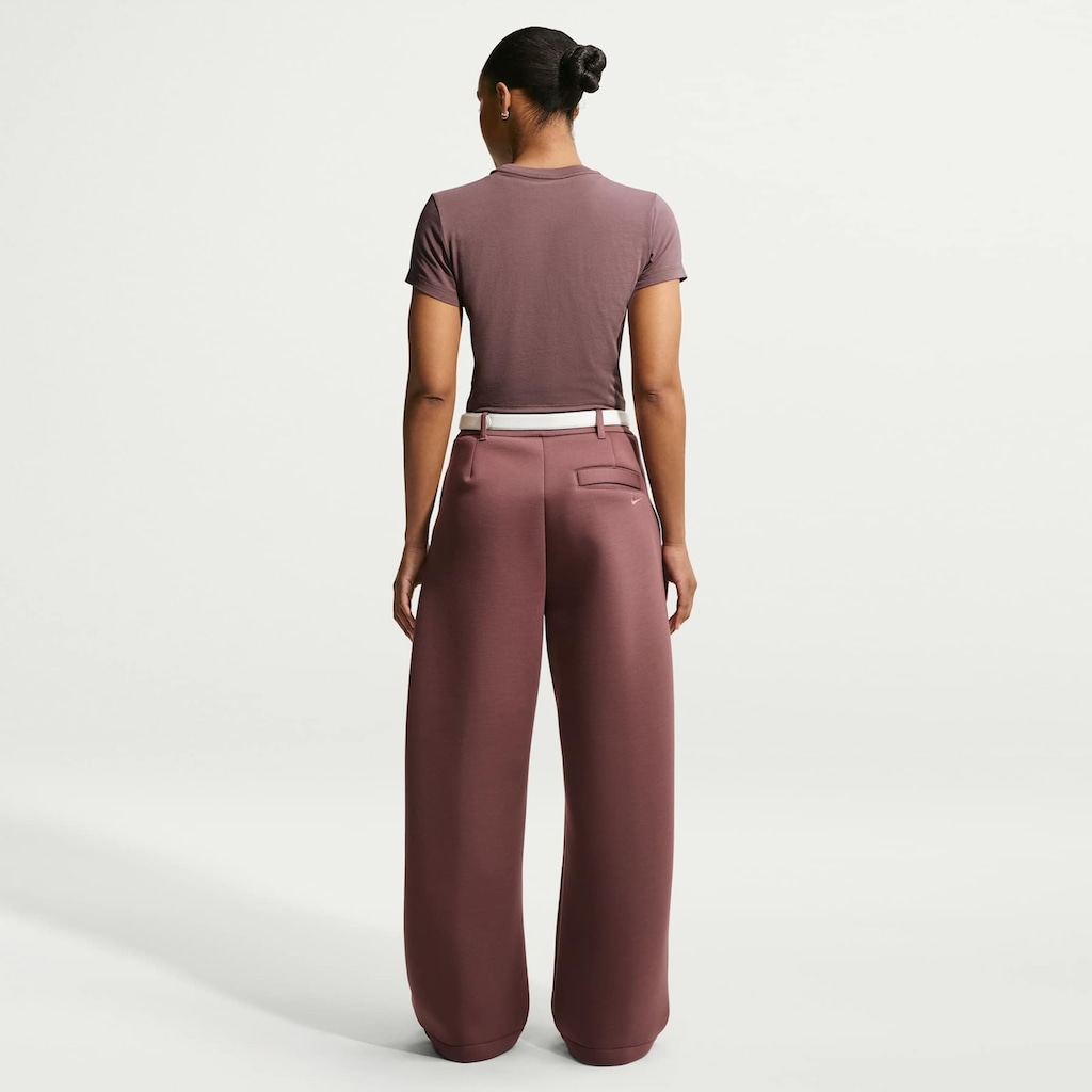 Imagem 5 do produto Camiseta Nike Sportswear Chill Knit Cropped - Feminina