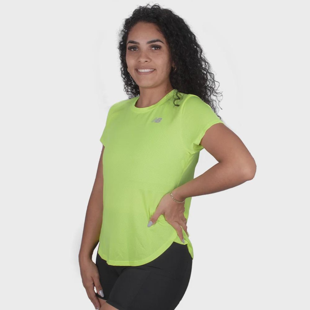 Imagem 2 do produto Camisa New Balance Accelerate - Feminina