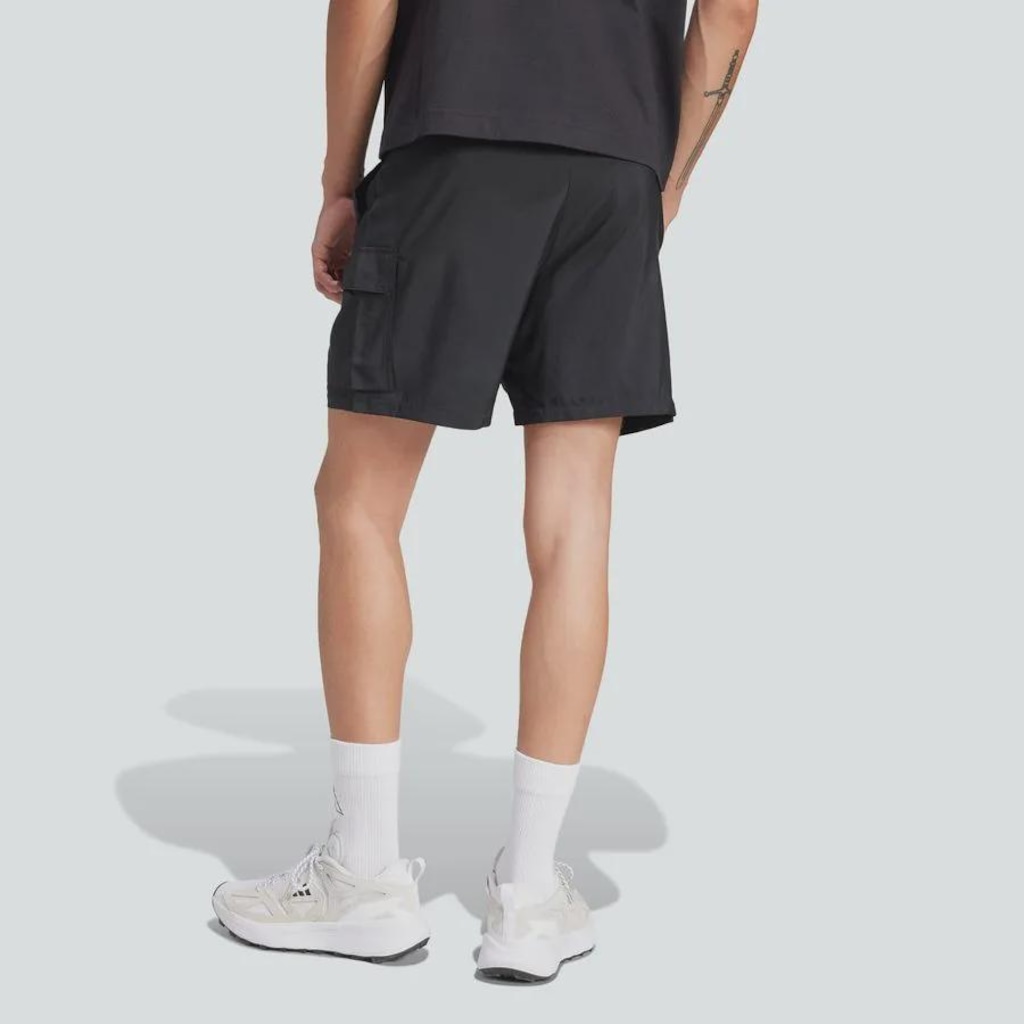 Imagem 4 do produto Shorts adidas Cargo Chelsea Essentials Logo Pequeno - Feminino