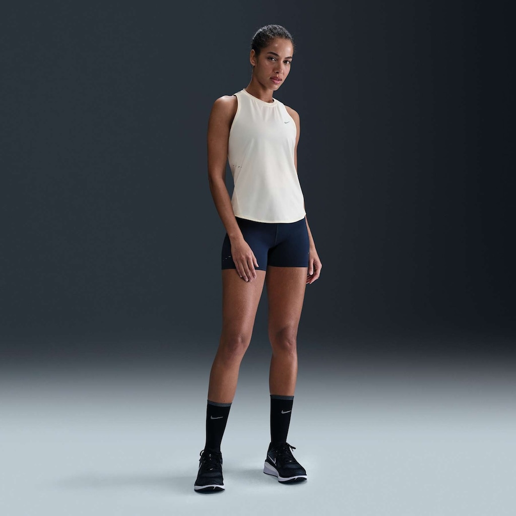 Imagem 4 do produto Camiseta Regata Nike Dri-FIT Run - Feminina
