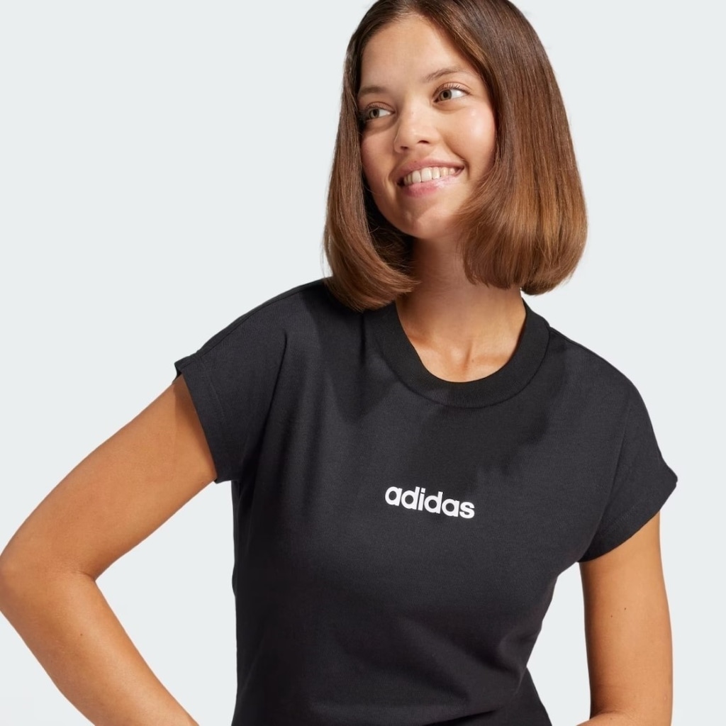 Imagem 4 do produto Camiseta Feminina adidas Manga Curta Logo Linear
