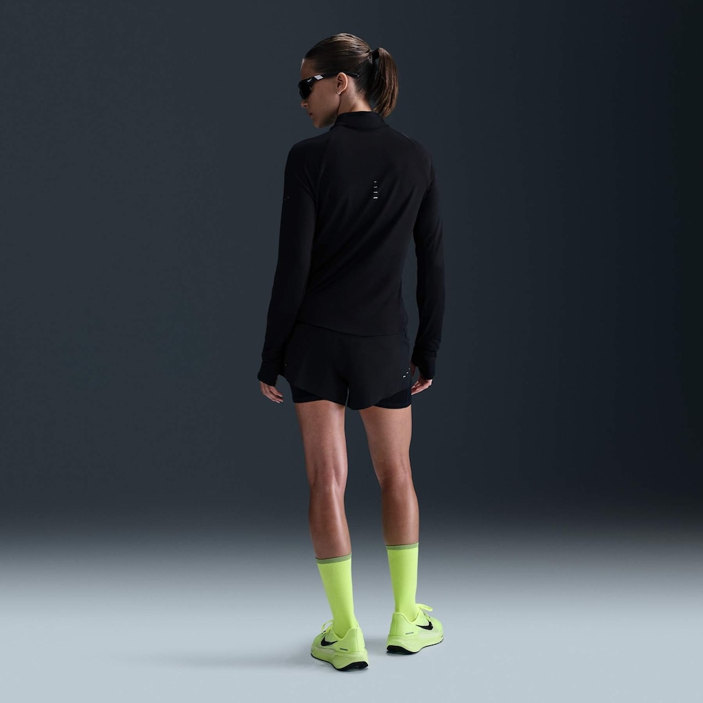 Imagem 5 do produto Camiseta Nike Dry-FIT - Feminina