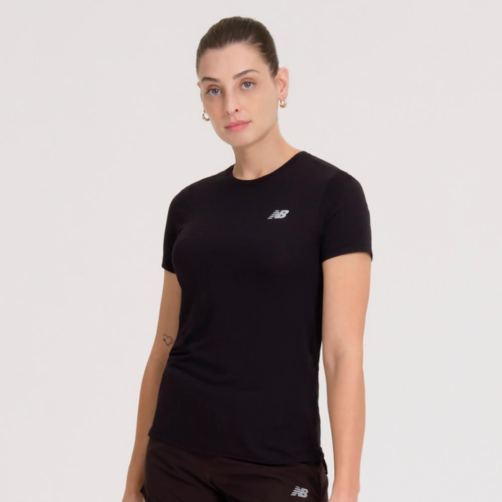 Imagem 2 do produto Camiseta New Balance Sport Essentials - Feminina