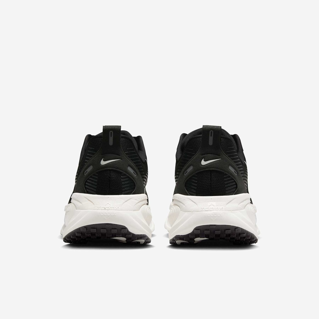 Imagem 3 do produto Tênis Nike Vomero 18 - Masculino