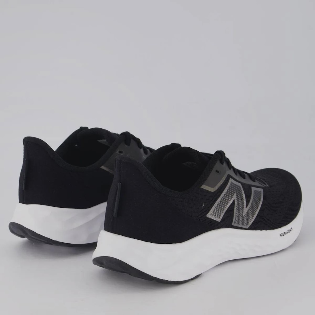 Imagem 3 do produto Tênis New Balance Fresh Foam Arishi V4 - Masculino