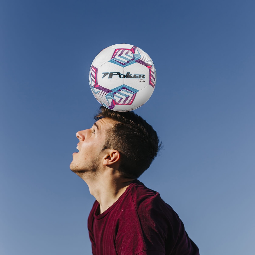 Imagem 3 do produto Bola de Futebol de Campo Poker Training 32 Gomos Prisma