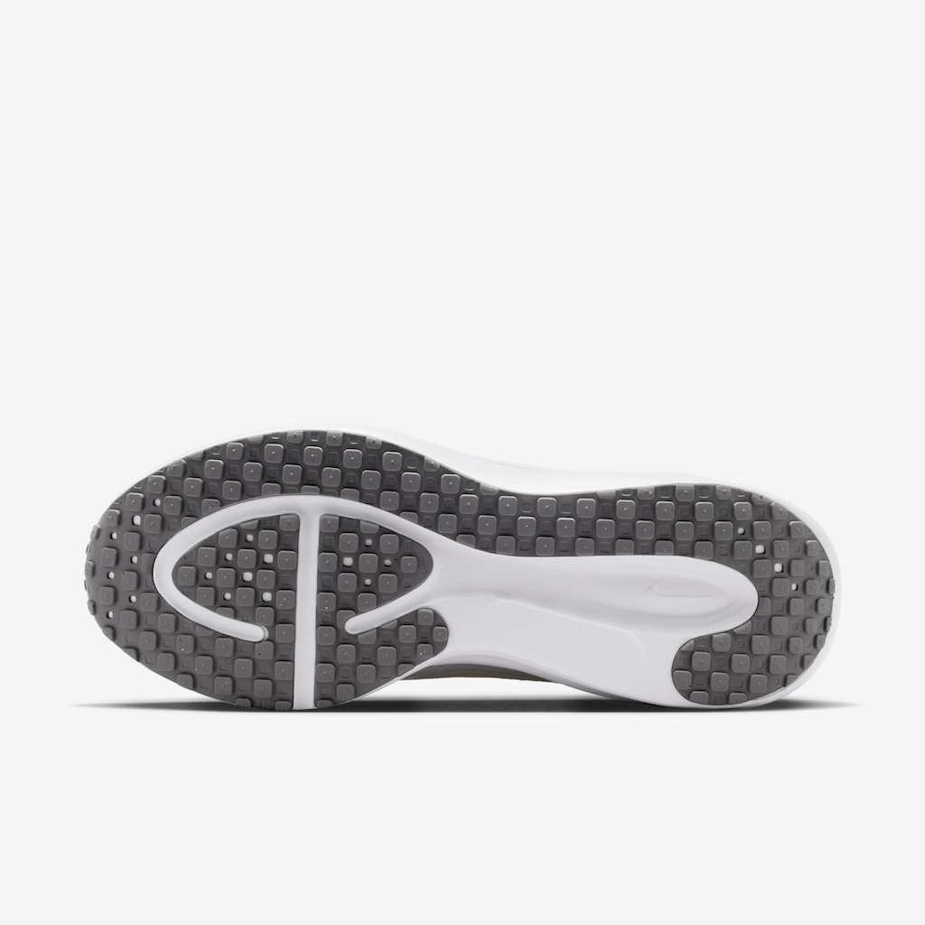 Imagem 4 do produto Tênis Nike Revolution 8 - Feminino
