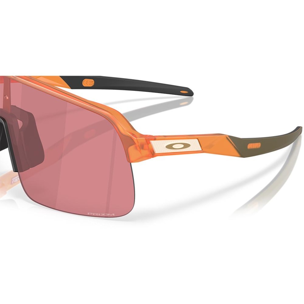 Imagem 5 do produto Óculos de Sol Unissex Oakley Sutro Lite S Matte Transparent Ginger