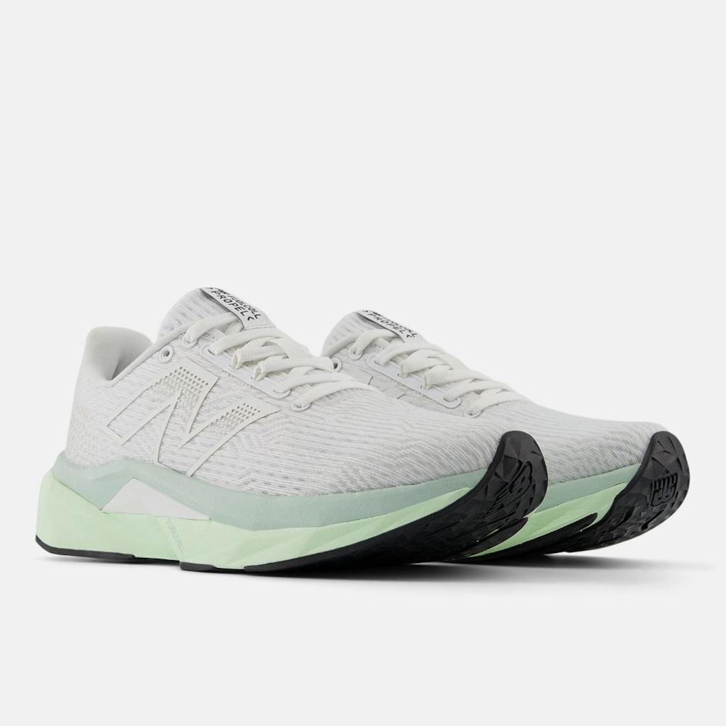 Imagem 4 do produto Tênis New Balance Fuelcell Propel V5 - Feminino
