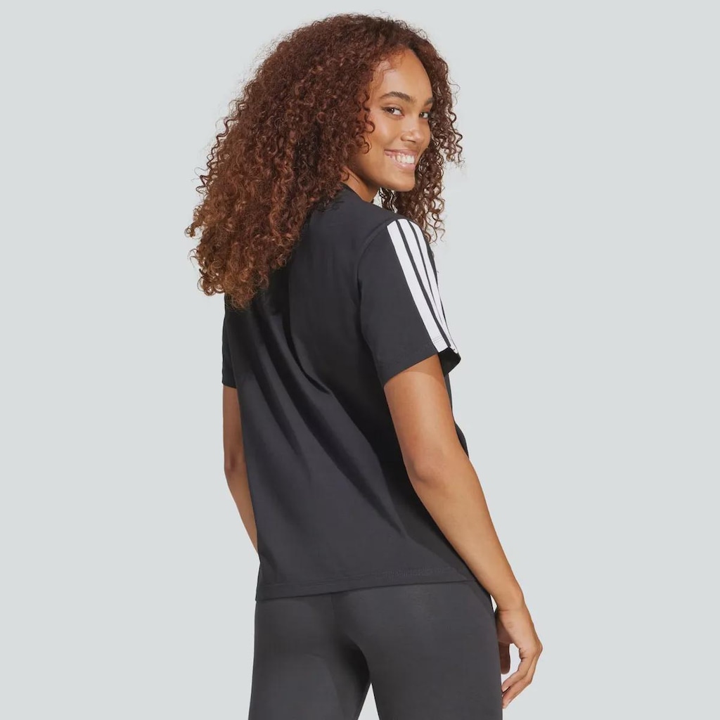 Imagem 2 do produto Camiseta adidas 3 Stripes Feminina