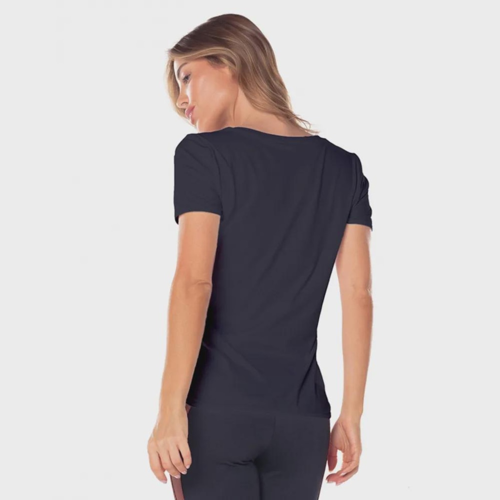 Imagem 2 do produto Camiseta Feminina Vestem Zadar